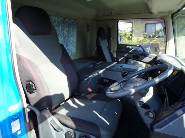 MITSUBISHI FUSO SUPER GREAT 2015-07 19597-15