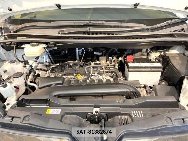 Toyota NOAH 2022-02 365137-19