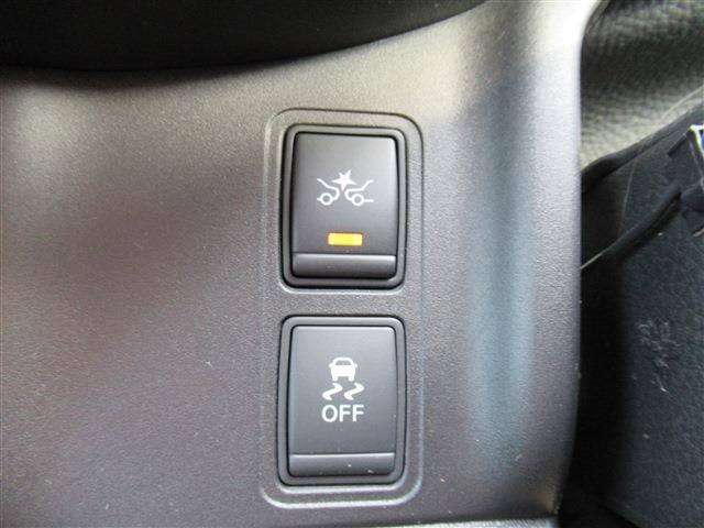 Nissan SERENA 2017-01 6808-17