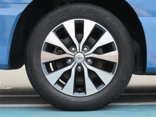 Nissan SERENA 2017-01 6808-22