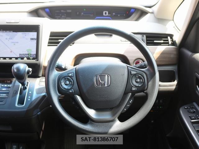 Honda FREED 2022-01 384870-9