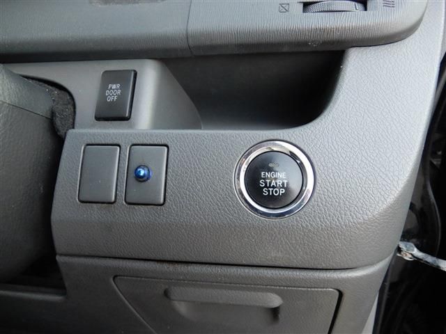 Toyota VOXY 2007-07 10749-20