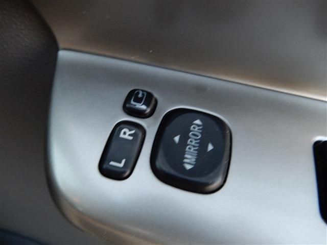 Toyota VOXY 2007-07 10749-16
