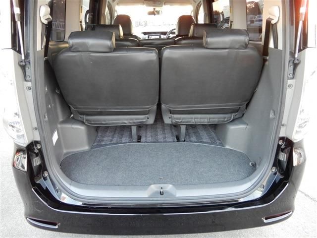 Toyota VOXY 2007-07 10749-6