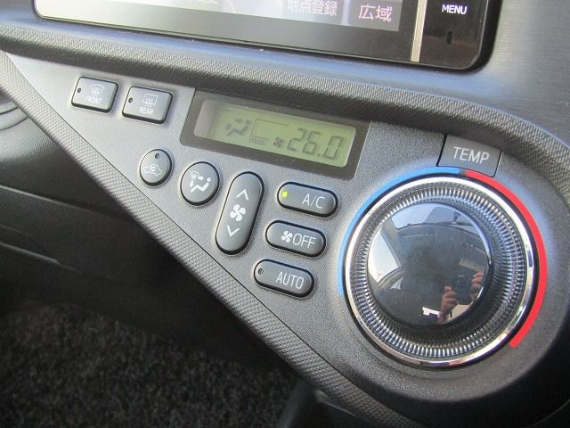 Toyota AQUA 2012-12 11555-14