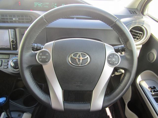 Toyota AQUA 2012-12 11555-13