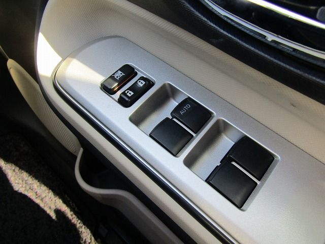 Toyota AQUA 2012-12 11555-24