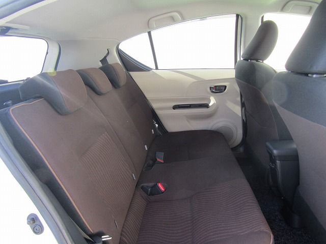 Toyota AQUA 2012-12 11555-3