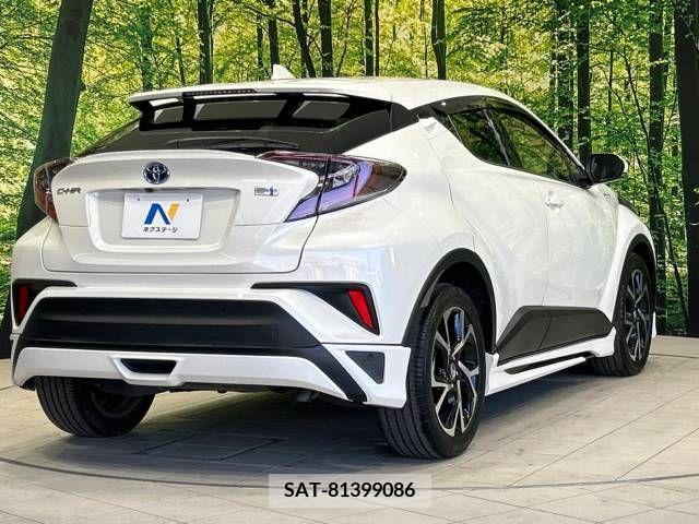 Toyota C-HR 2017-03 267426-17