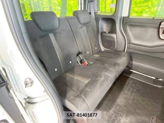 Honda N BOX CUSTOM 2017-11 364843-9