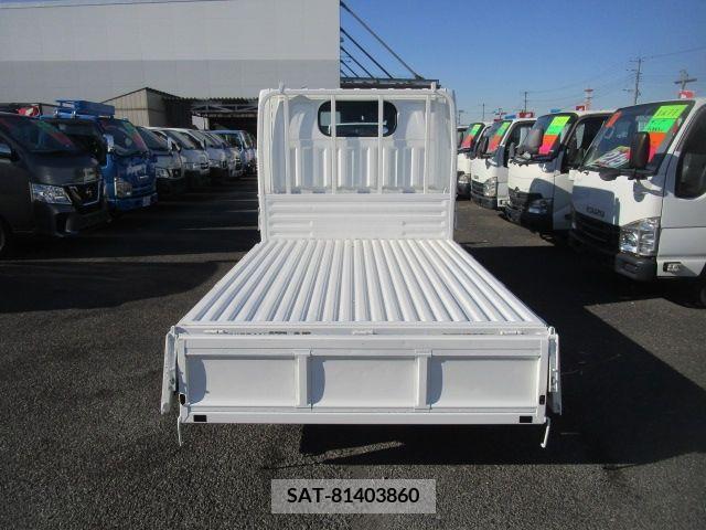 Nissan ATLAS 2009-10 254133-11