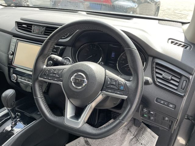 Nissan X-TRAIL 2019-02 24269-8