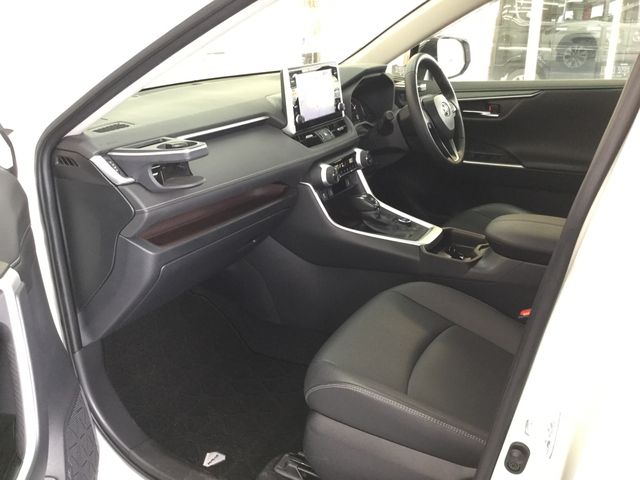 Toyota RAV4 2021-04 4428-20