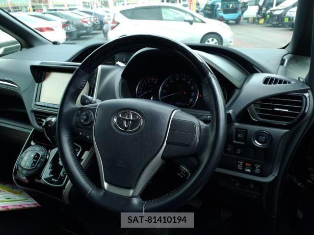 Toyota ESQUIRE 2015-03 248011-2