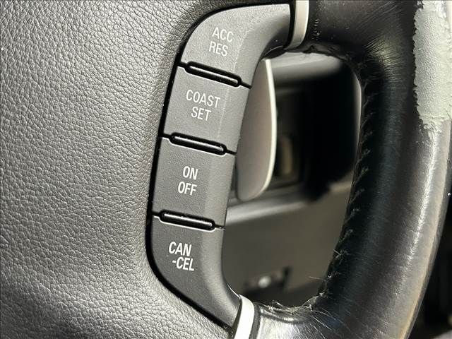 Mitsubishi DELICA D5 2013-02 185297-7