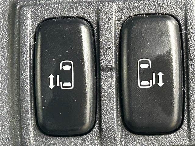 Mitsubishi DELICA D5 2013-02 185297-6