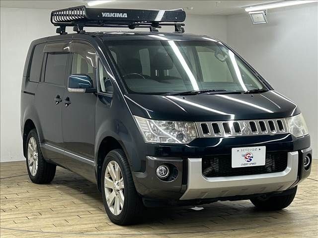 Mitsubishi DELICA D5 2013-02 185297-19