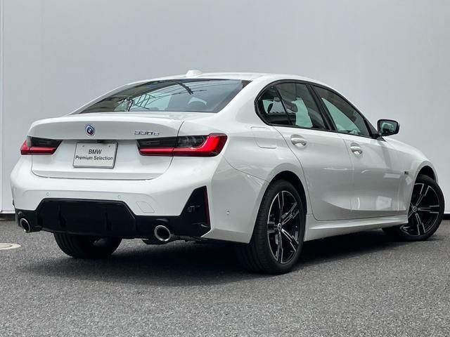 Bmw 3 SERIES 2022-11 3135-2