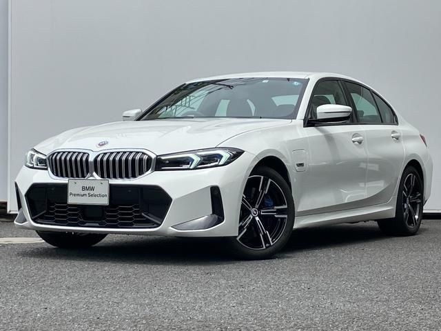 Bmw 3 SERIES 2022-11 3135-0