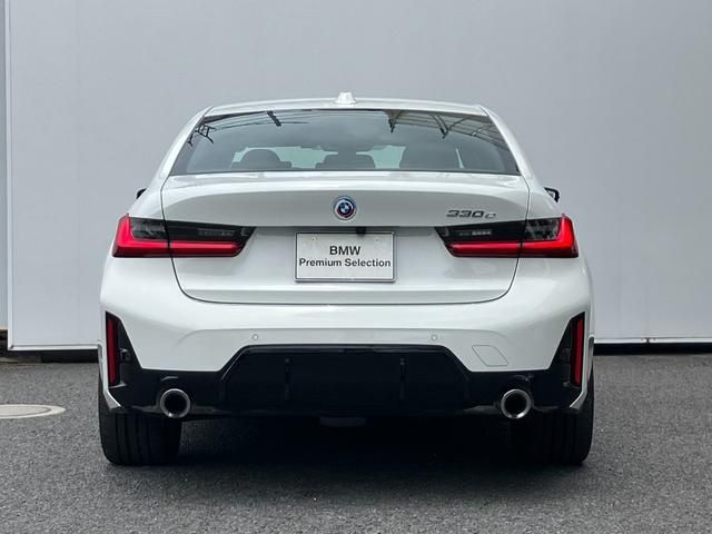 Bmw 3 SERIES 2022-11 3135-4
