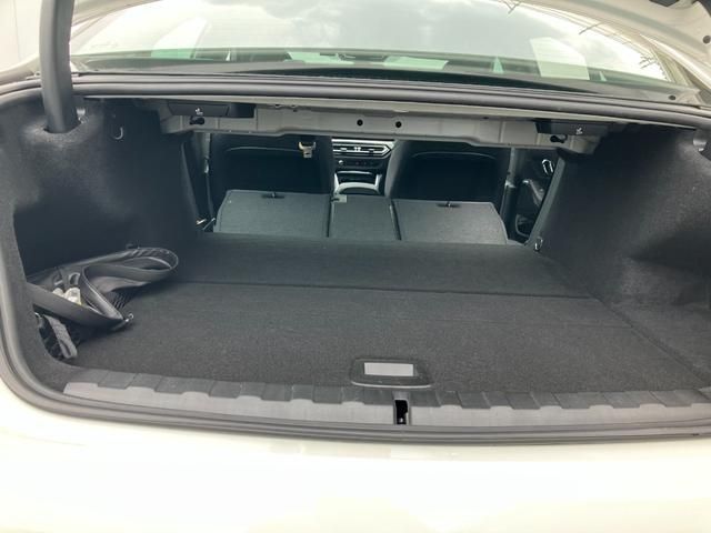 Bmw 3 SERIES 2022-11 3135-12