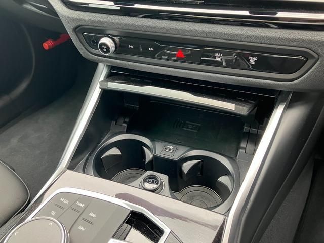 Bmw 3 SERIES 2022-11 3135-20