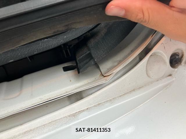 Suzuki SWIFT 2014-02 394417-28
