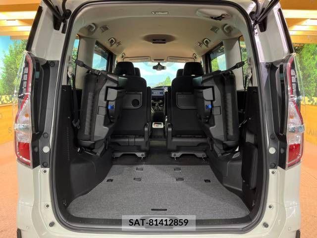Nissan SERENA 2020-06 367662-14