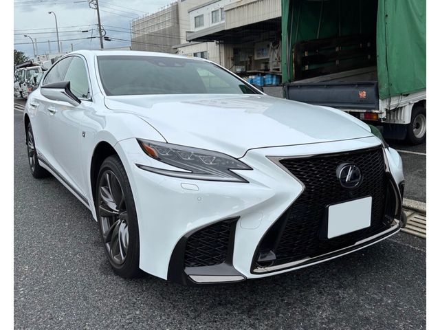Lexus LS 2018-01 7200-4
