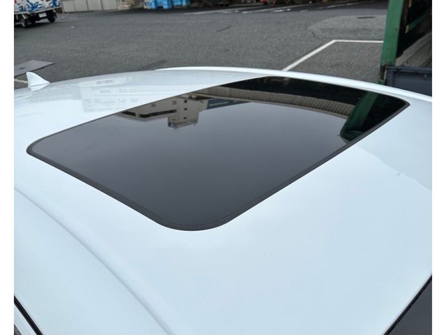 Lexus LS 2018-01 7200-5