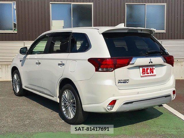Mitsubishi OUTLANDER PHEV 2018-11 303546-8