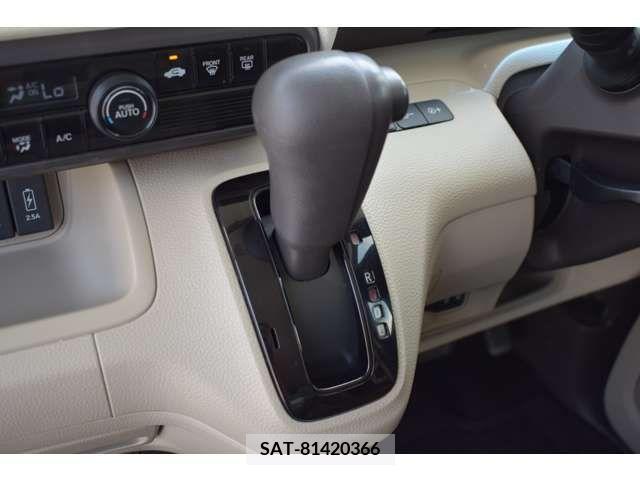 Honda N BOX 2017-10 342676-9