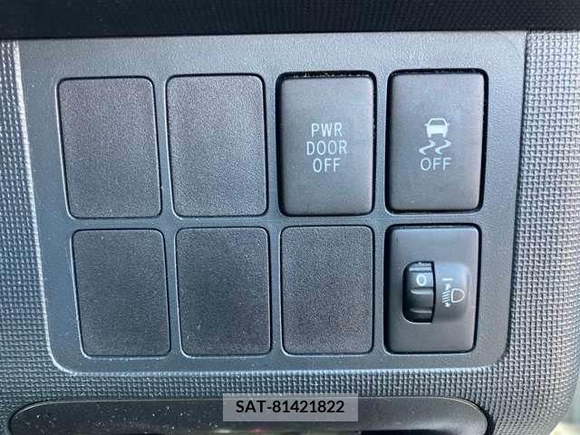 Toyota SPADE 2013-11 205450-13