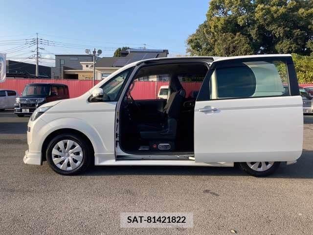 Toyota SPADE 2013-11 205450-4