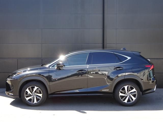 Lexus NX 2018-04 2759-7
