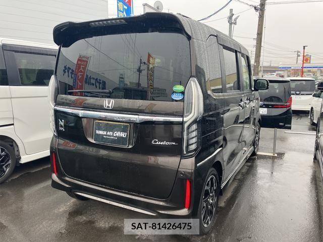 Honda N BOX CUSTOM 2019-05 212179-1