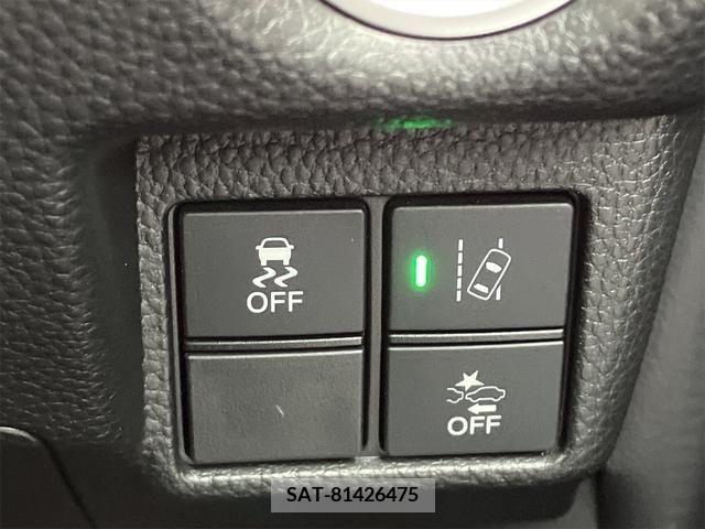 Honda N BOX CUSTOM 2019-05 212179-14