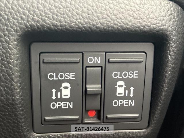 Honda N BOX CUSTOM 2019-05 212179-13