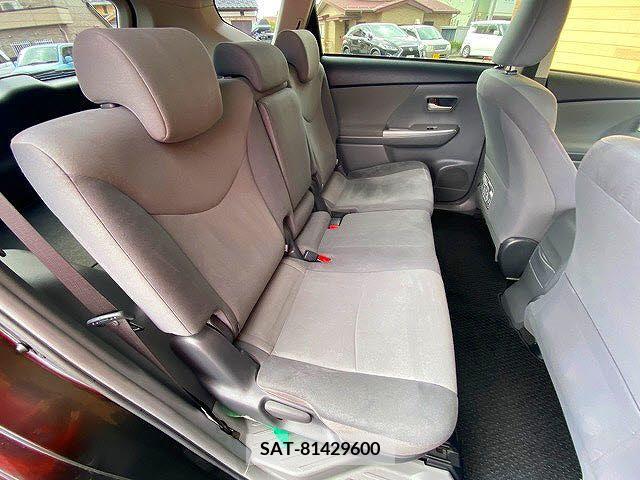 Toyota PRIUS ALPHA 2012-03 204783-3