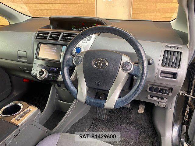Toyota PRIUS ALPHA 2012-03 204783-4
