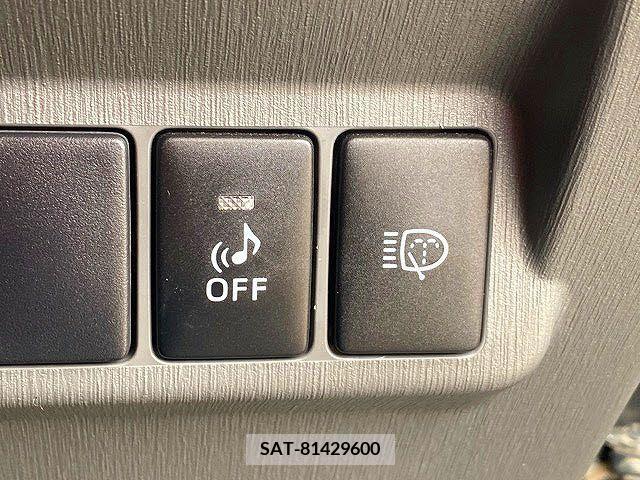 Toyota PRIUS ALPHA 2012-03 204783-21