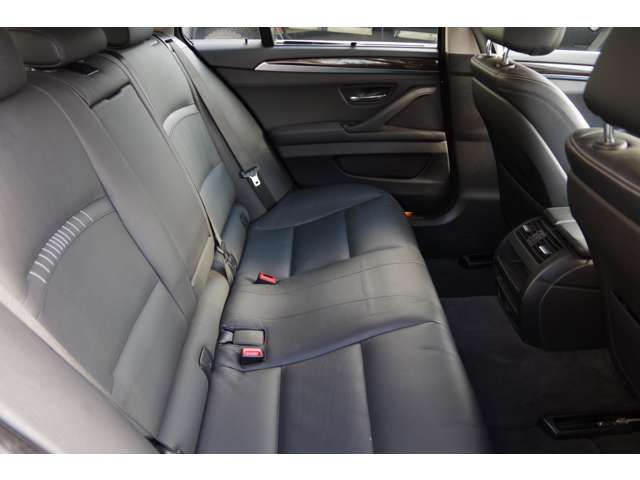 Bmw 5 SERIES 2014-10 2204-5