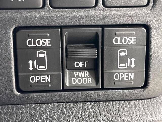 Toyota VOXY 2017-11 16833-5