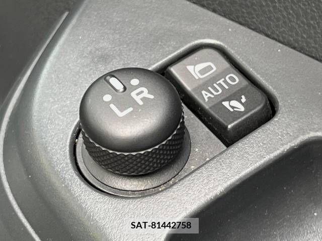 Daihatsu WAKE 2017-09 325804-8