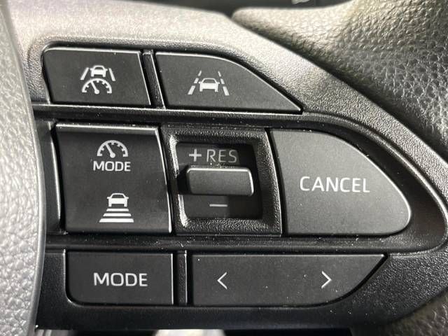 Toyota NOAH 2023-04 195212-6