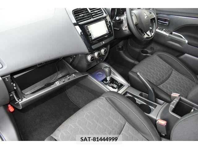 Mitsubishi RVR 2020-11 388554-13