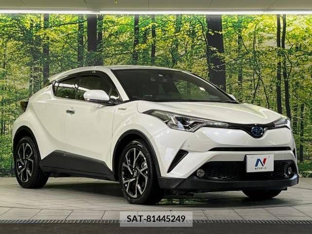 Toyota C-HR 2017-12 357843-16