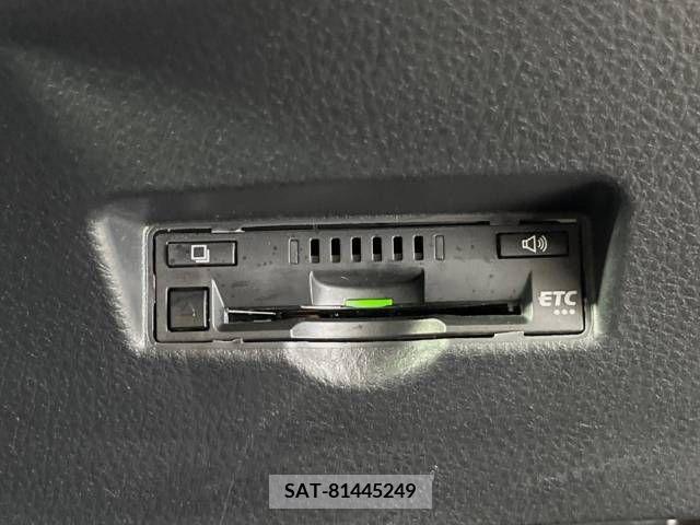 Toyota C-HR 2017-12 357843-6
