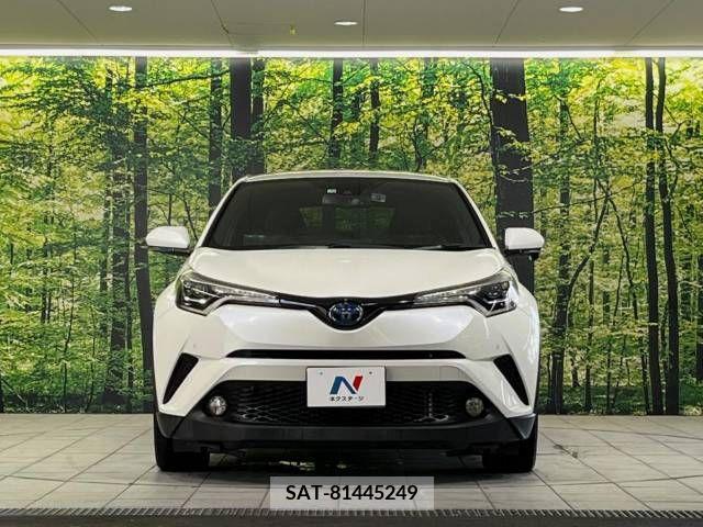 Toyota C-HR 2017-12 357843-14