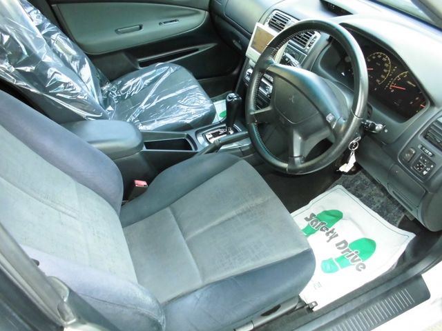 Mitsubishi LEGNUM 2000-11 3407-1